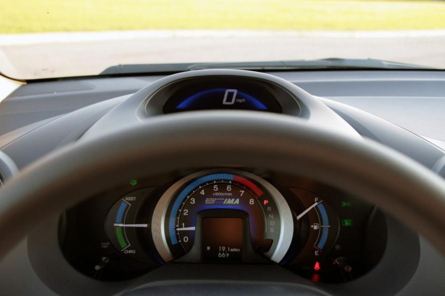  Honda Insight EX 2010 года  (фото 15 из 53)